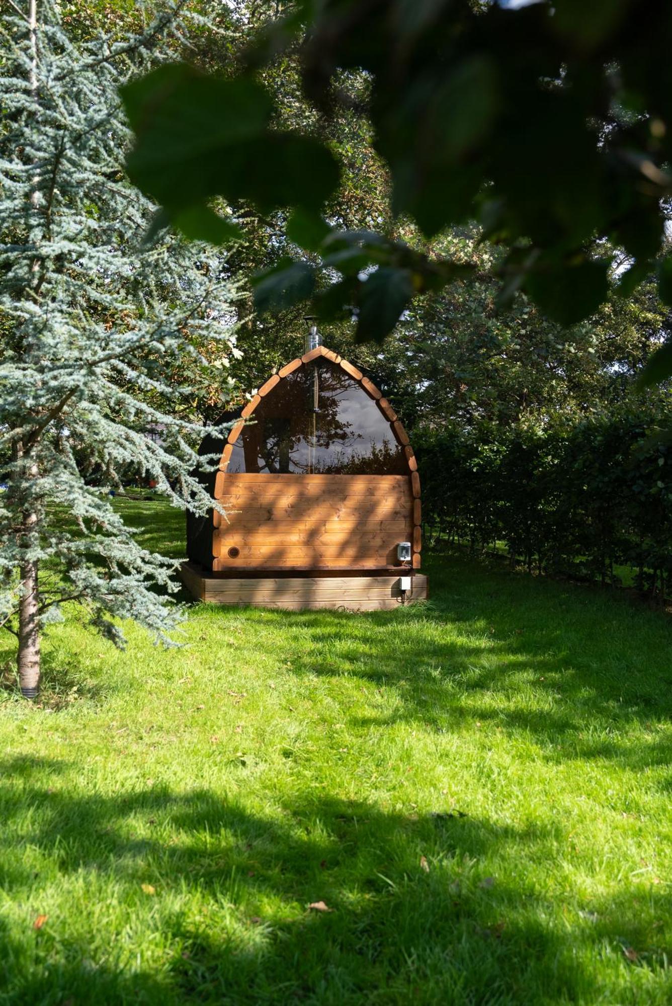 세인트 에단 Gileston Manor-Self Catering 아파트 외부 사진