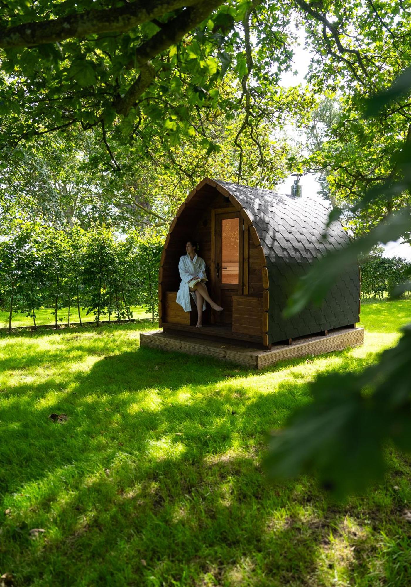 세인트 에단 Gileston Manor-Self Catering 아파트 외부 사진
